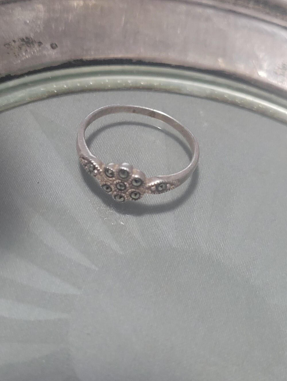 Delicate Sterling Silver Floral Cluster Ring - Silver